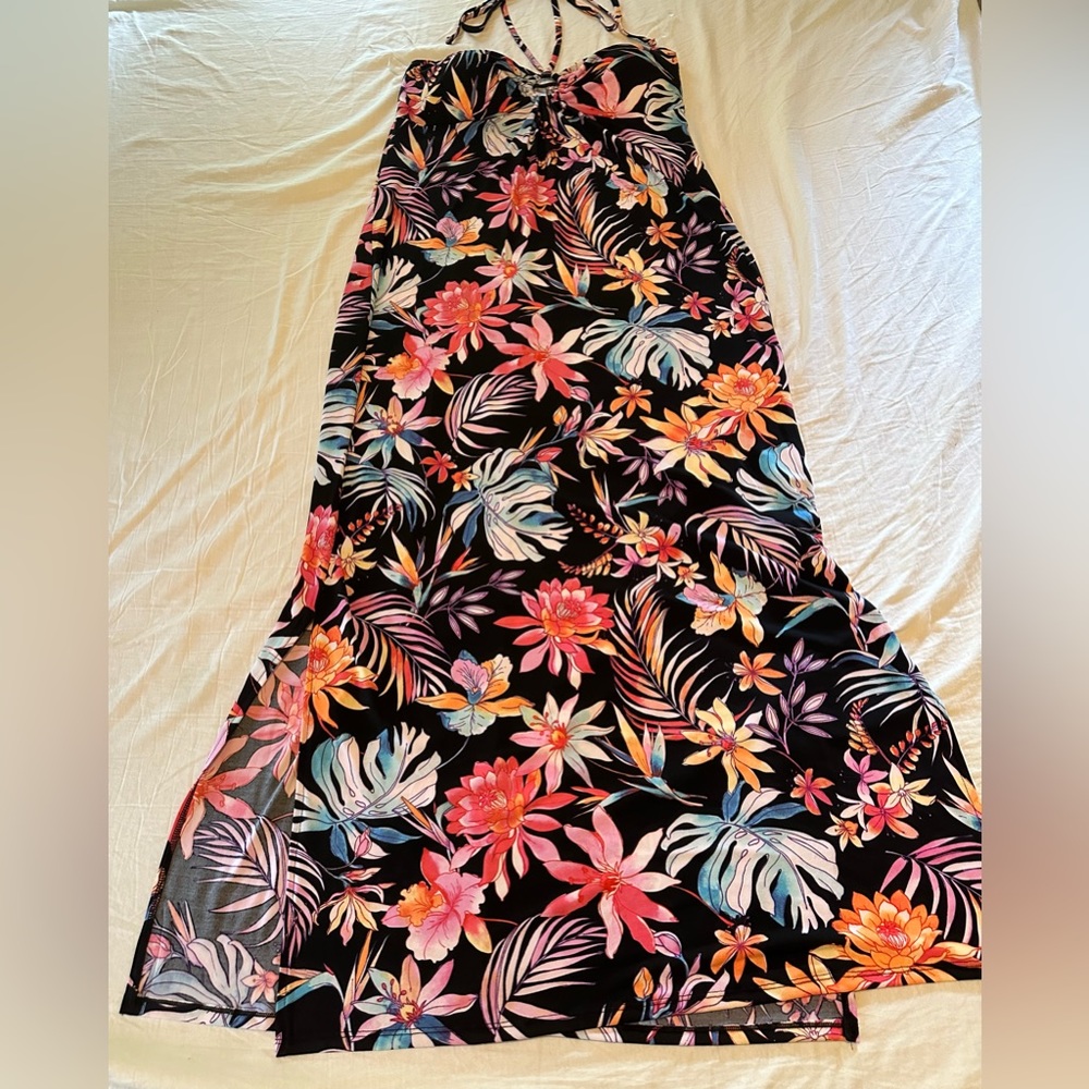 Floral halter top maxi dress